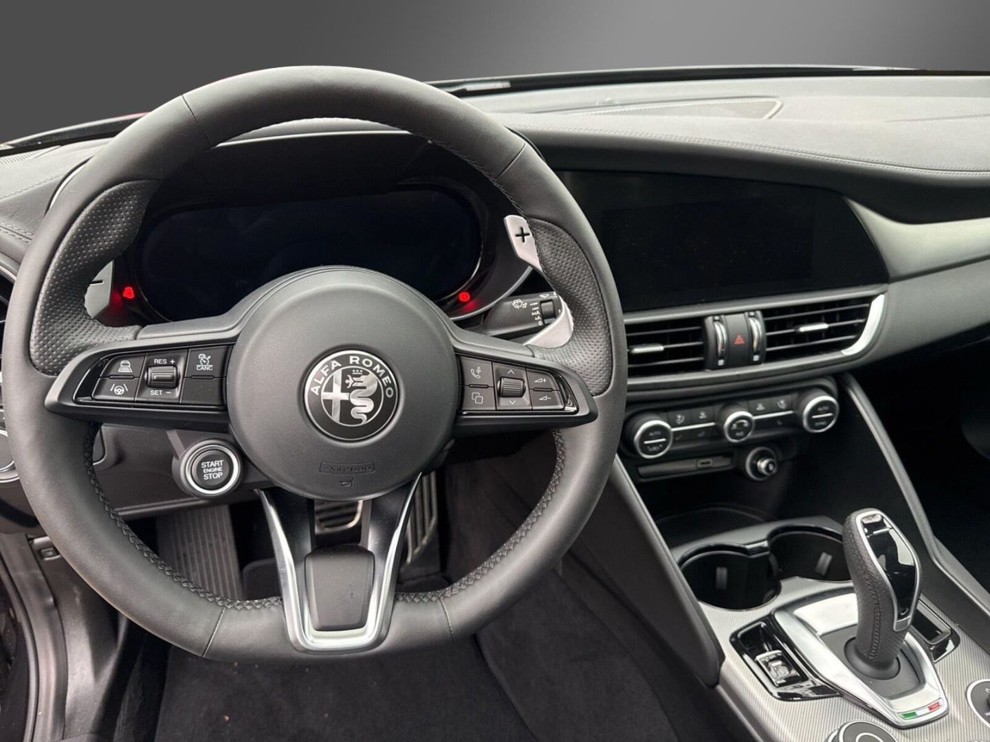 Fahrzeugabbildung Alfa Romeo Giulia 2.2Diesel Q4 Veloce +HARMAN/KARDON+PANORA