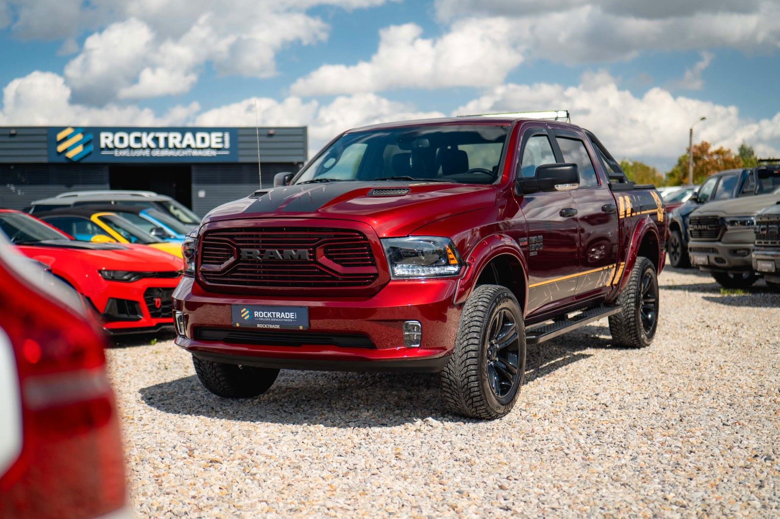 Fahrzeugabbildung Dodge RAM 5.7 V8 HEMI 4x4 OFFROAD Night-Paket *LED*AHK