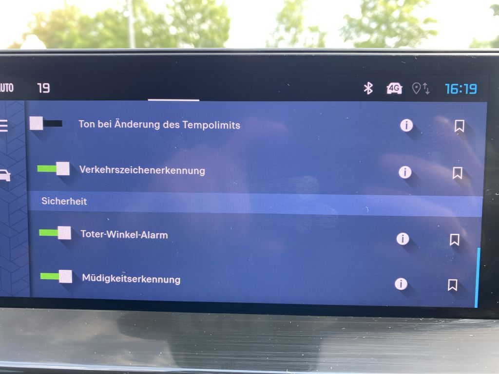 Fahrzeugabbildung Citroën C4 PT 130 S&S *Automatik* MAX *beh. Lenkr*HeadUp