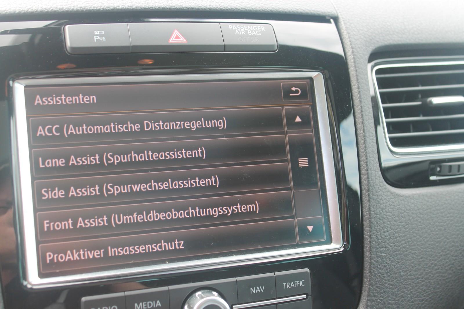 Volkswagen Touareg 3.0 V6 TDI Tiptronic*AHK*Standhzg*n22"LM
