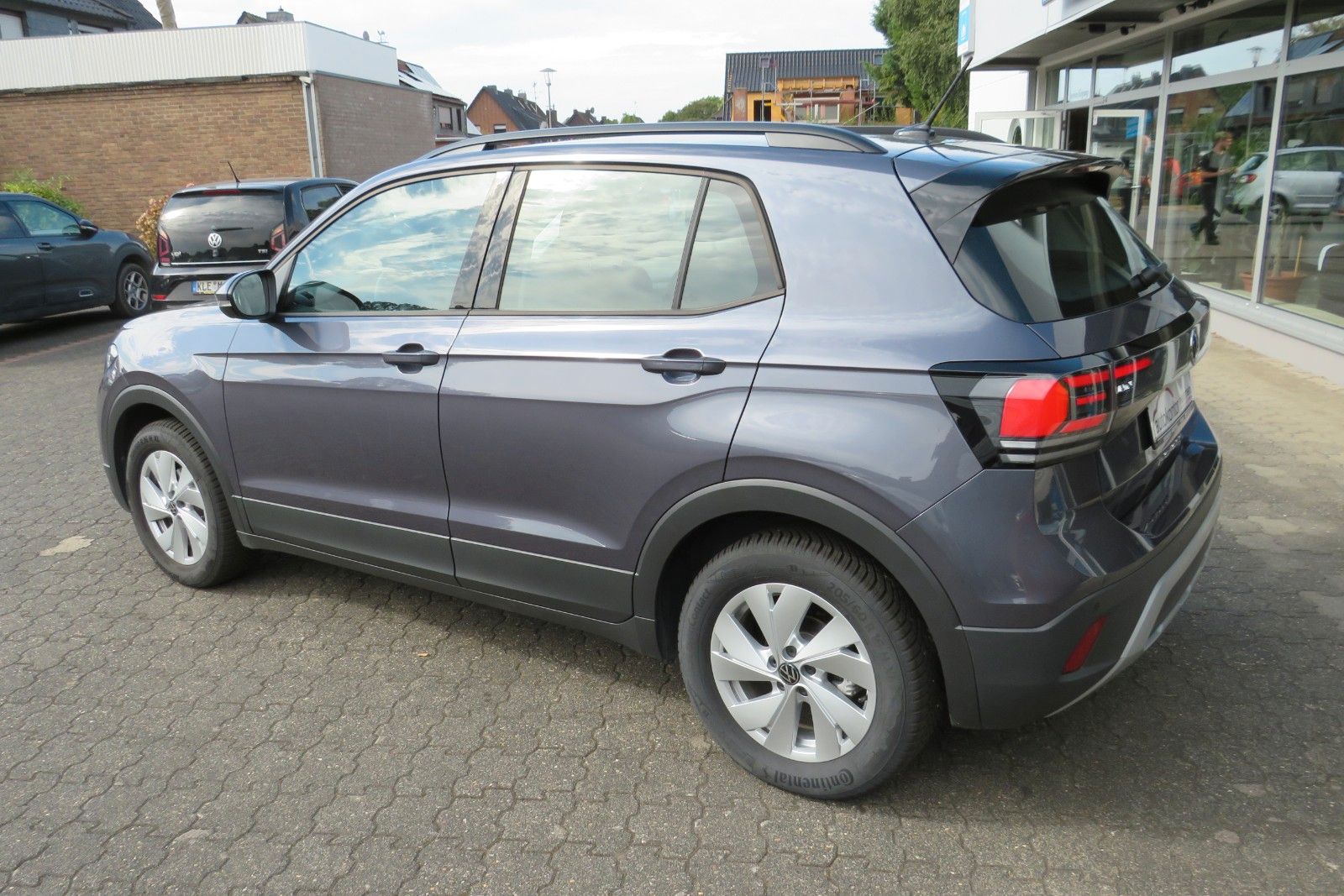 Fahrzeugabbildung Volkswagen T-Cross DSG ACC KAMERA NAVI SITZH LED APP GJ 1.H
