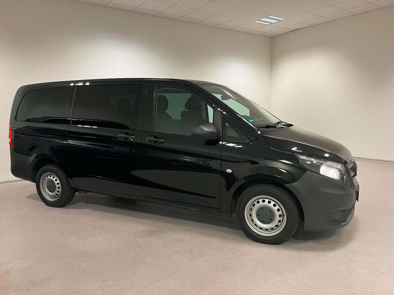 MERCEDES-BENZ Vito Tourer 111 CDI lang Pro*9 Sitze/Kamera