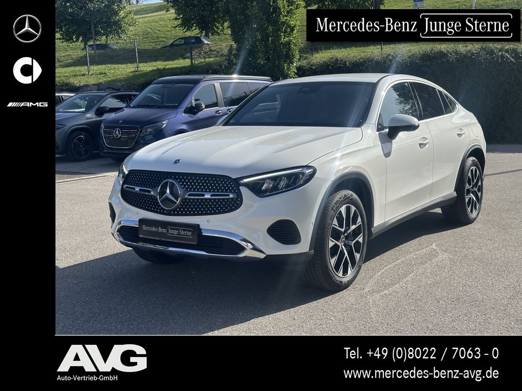 Image of Mercedes-Benz GLC 300