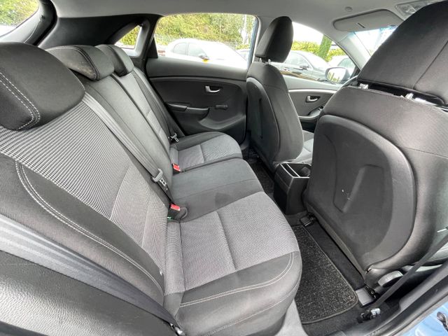 Hyundai i30  blue Classic