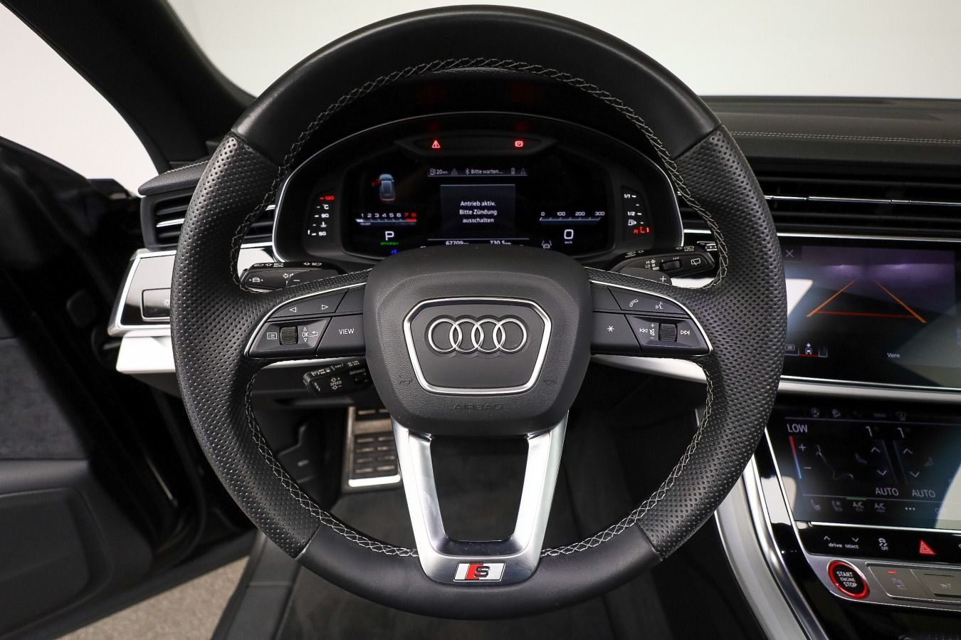 Audi SQ8 - Bild 22