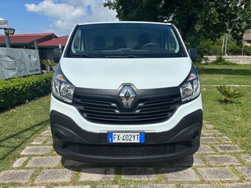 Renault Trafic - 2