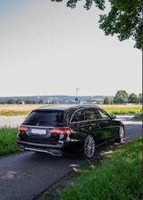 Mercedes-Benz E 220d T AMG Line Autom. AMG Line - Mercedes-Benz E 220 von privat