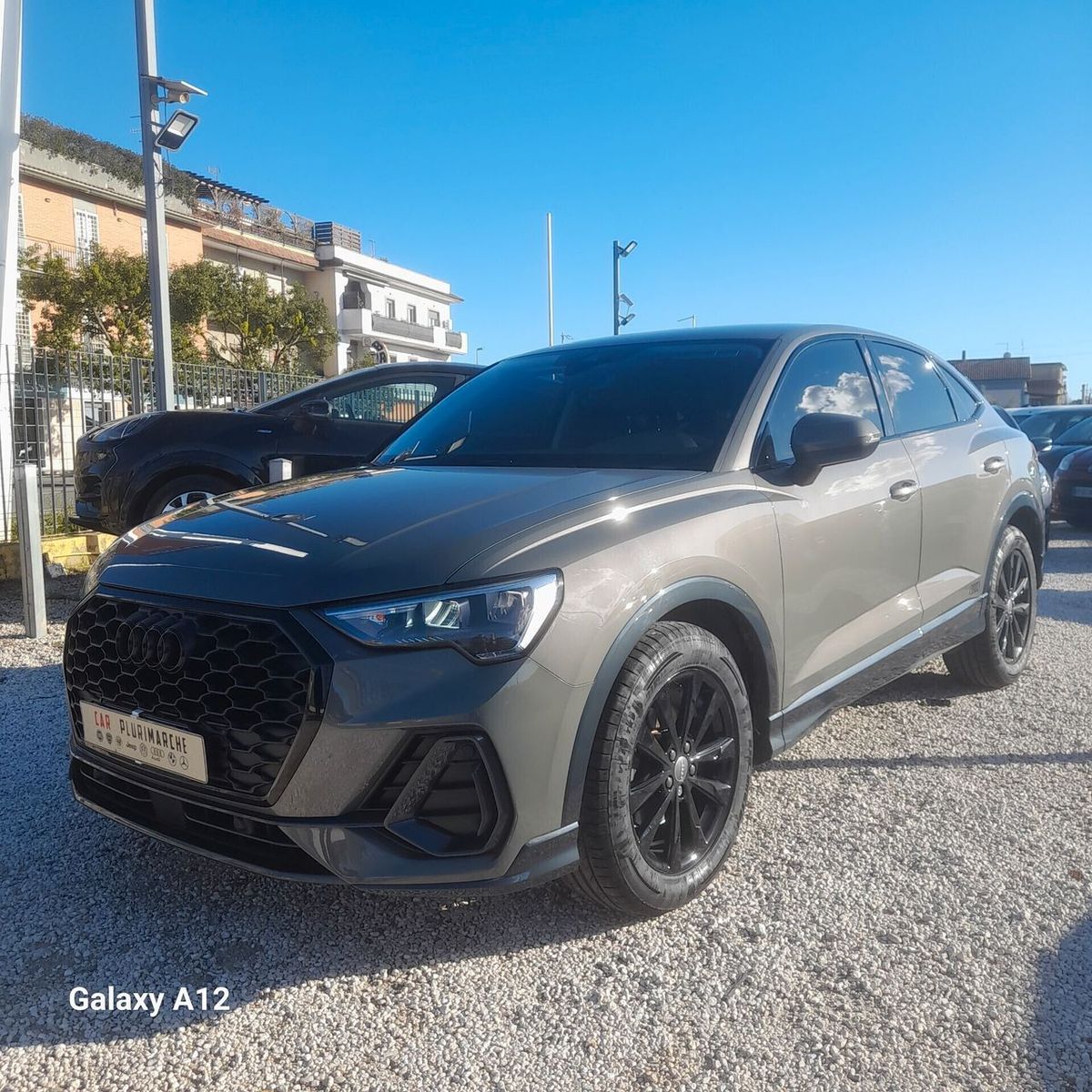 Audi Q3 SPB 35 TDI S tronic Business Plus imagem 2