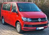 Volkswagen T6 Multivan - rote Volkswagen T6 Multivan
