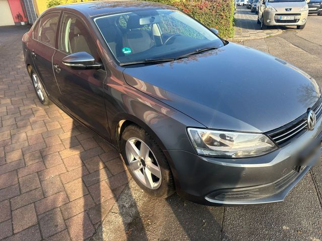 Volkswagen VW Jetta 1.2tsi