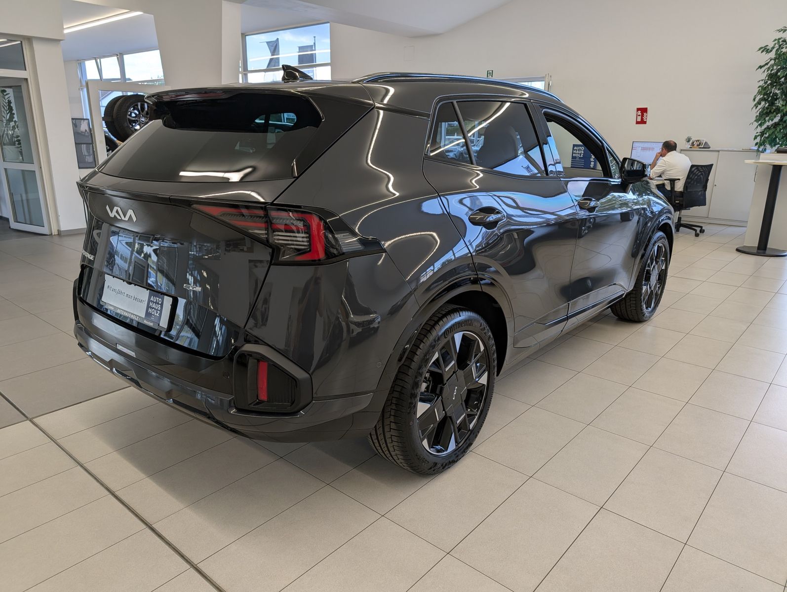 KIA Sportage  1.6 T-GDI 2WD DCT GT-Line Sound – Bild 4