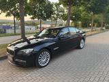 BMW F01 730 D 7er Diesel Auto Fahrzeug - BMW: 7er