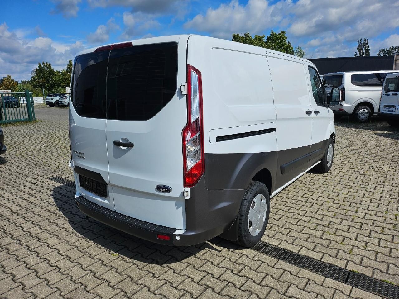 Fahrzeugabbildung Ford Transit Custom Kasten 300 L1
