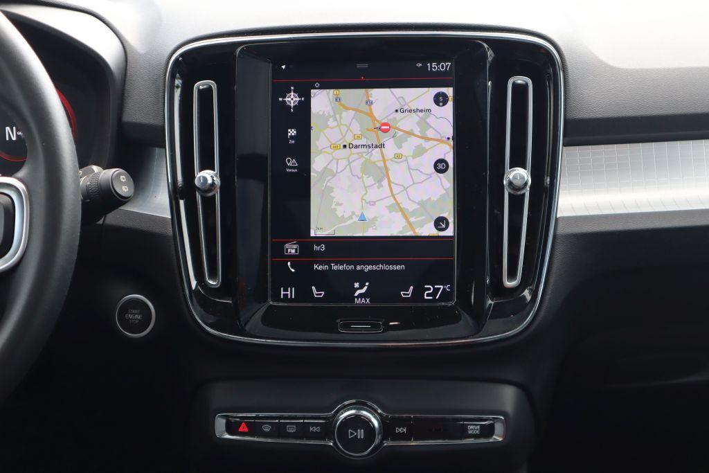Volvo XC40 T3 Momentum|NAVI|PANO|SHZG|LED|LEDER|