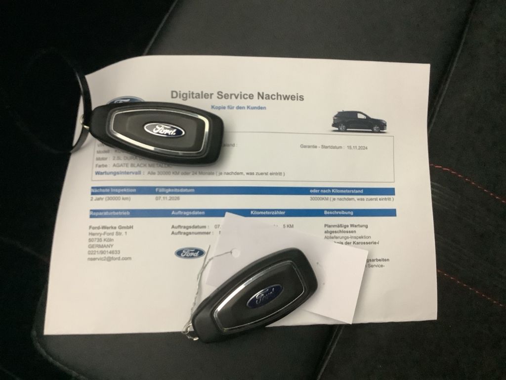 Fahrzeugabbildung Ford Kuga Plug-In Hybrid ST-Line X HUD Navi B&O LED