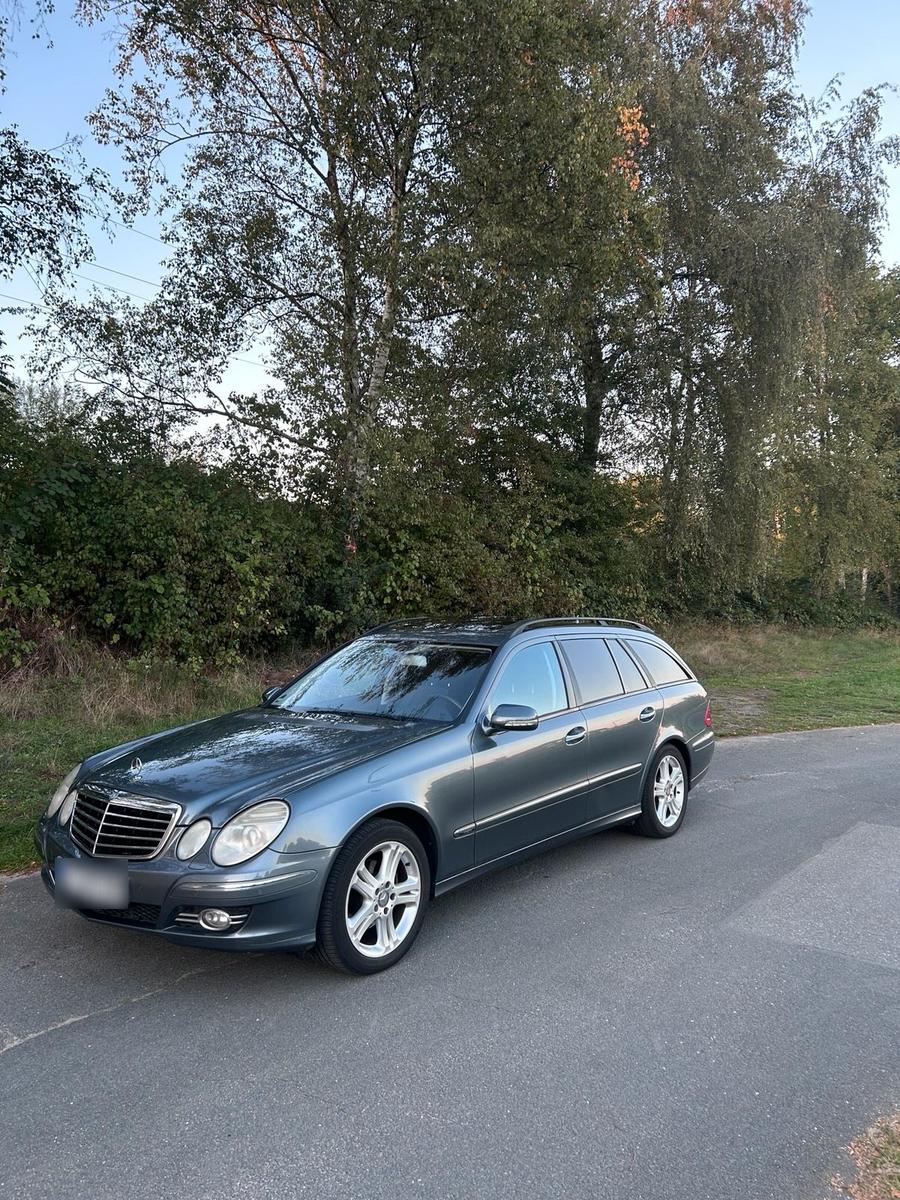 Mercedes-Benz E 220