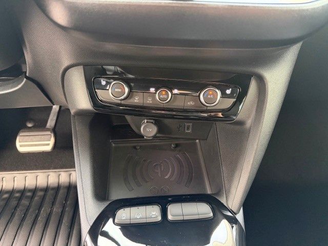 Fahrzeugabbildung Opel Corsa F GS 100PS Navi/Kamera/LED!