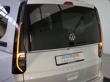 Volkswagen Caddy Maxi eHYBRID DSG STYLE LED ACC 7SITZ AHK
