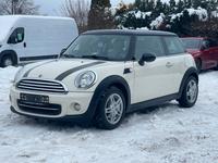 MINI Cooper 1.6L *LEDER*NAVI*SHZ*PDC*8FACH*