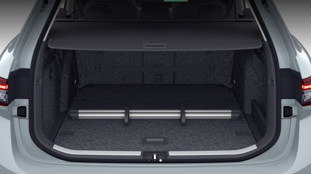 Skoda Superb Combi 2.0 TDI *AHK*DSG*LED*DAB*NAVI*KLIMA