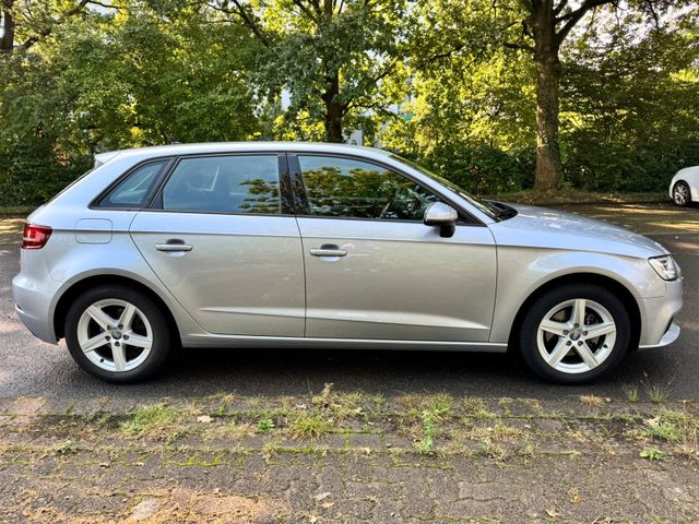 Audi A3 Sportback 30 TDI, S-Tronic,NAVI,LED