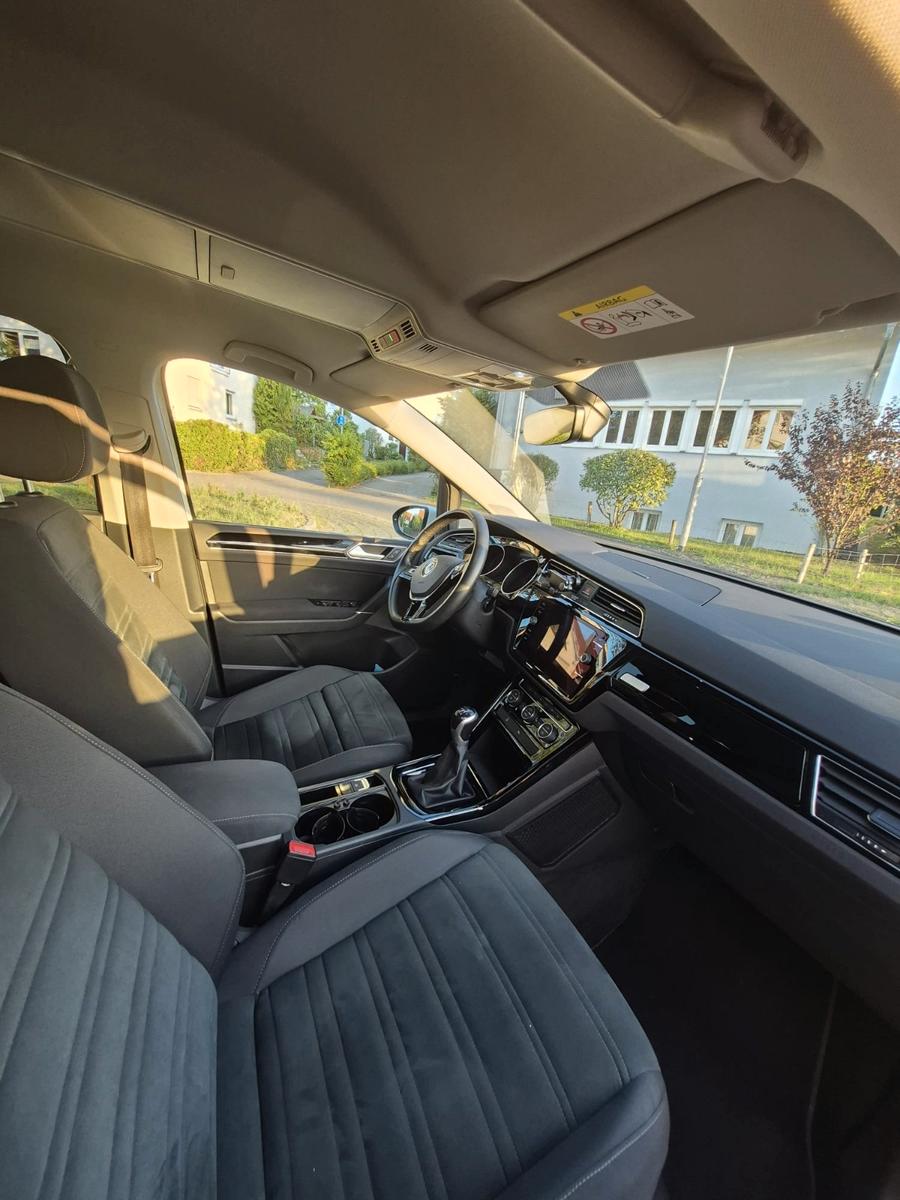 Volkswagen Touran 1.5 TSI Highline R-Line ACC/8-fach Alu, миниатюра 14