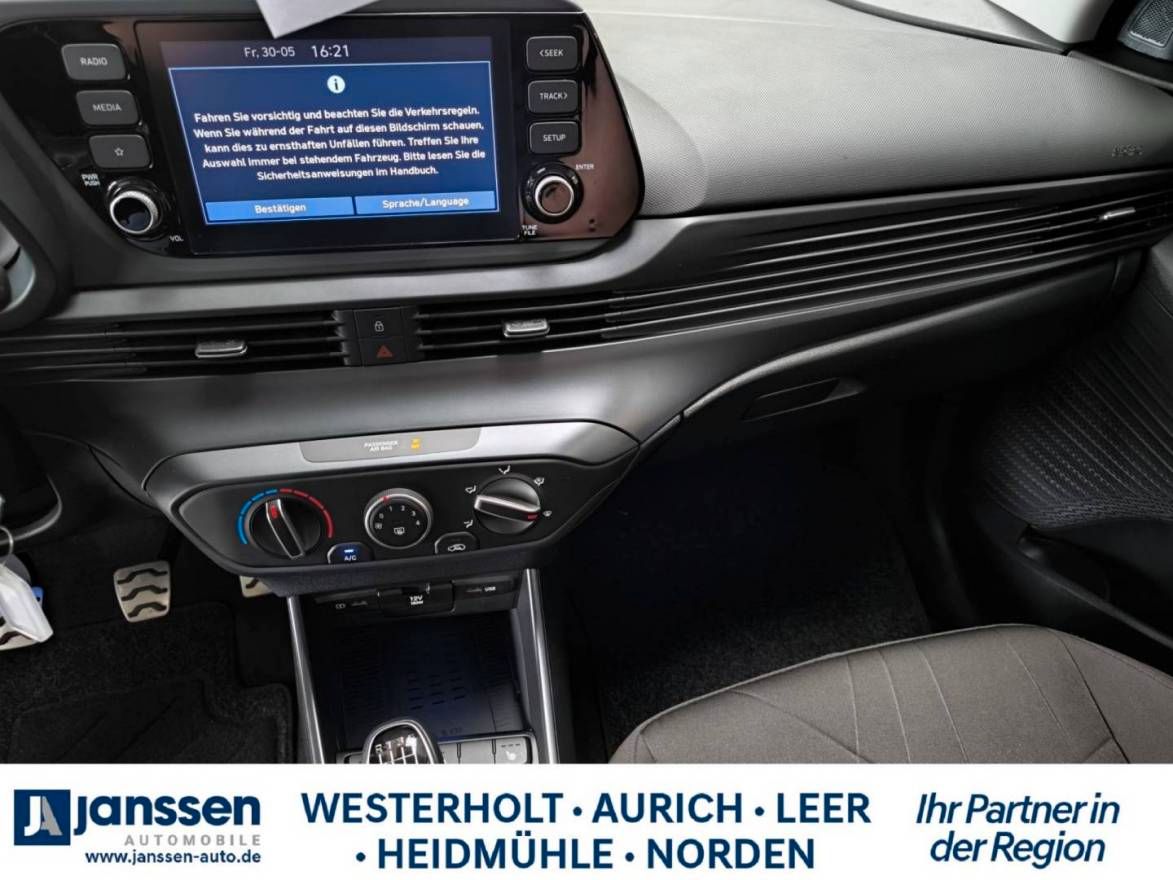 Fahrzeugabbildung Hyundai BAYON Trend,PDC hinten,Klima,Start-Stopp,Rückfa