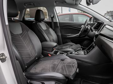 Opel Grandland 1.6 Ultimate Plug-in-Hybrid Leder LED
