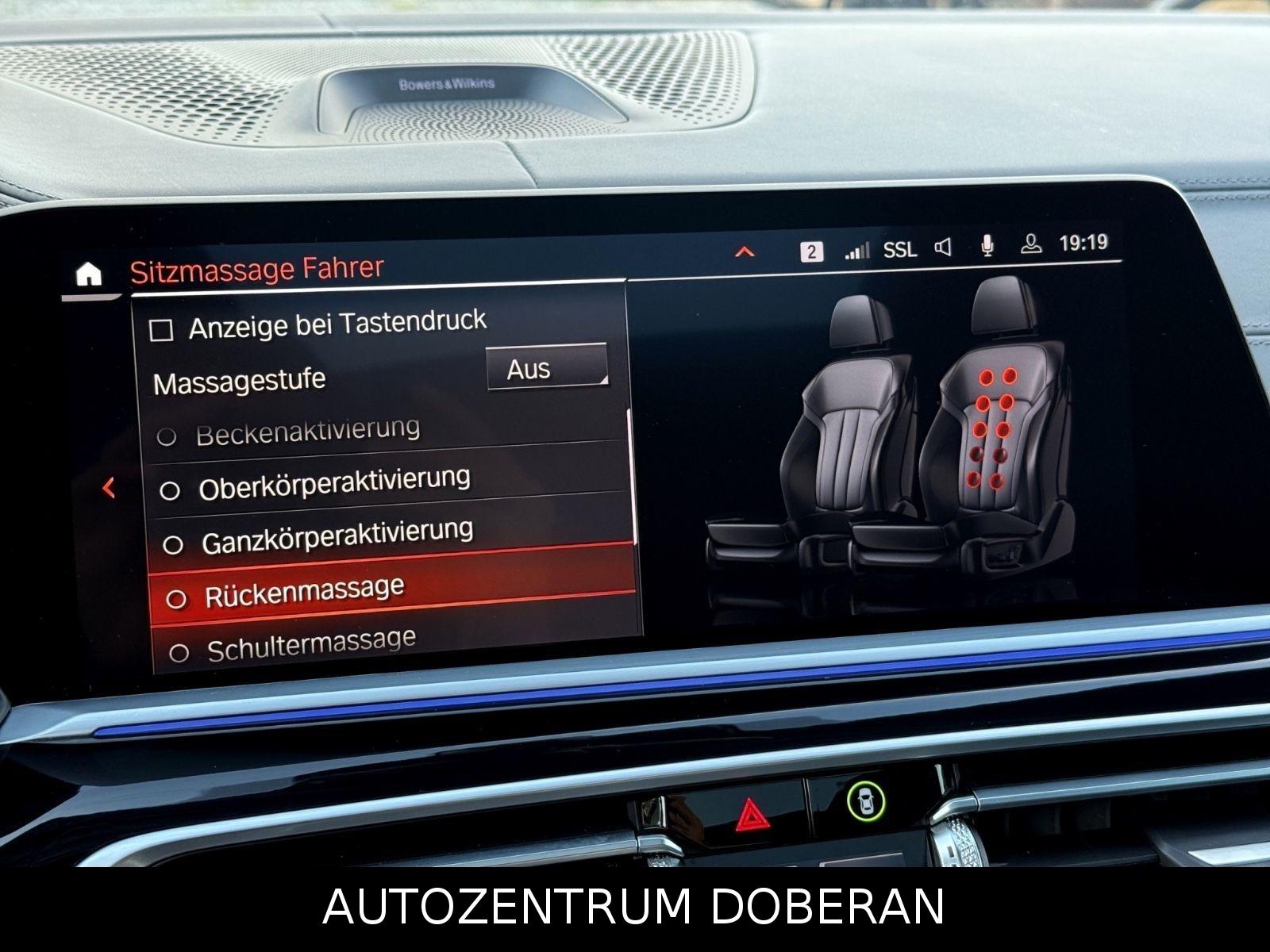 BMW X7 M50d SkyLounge Night B&W Laser Sthz Softclose