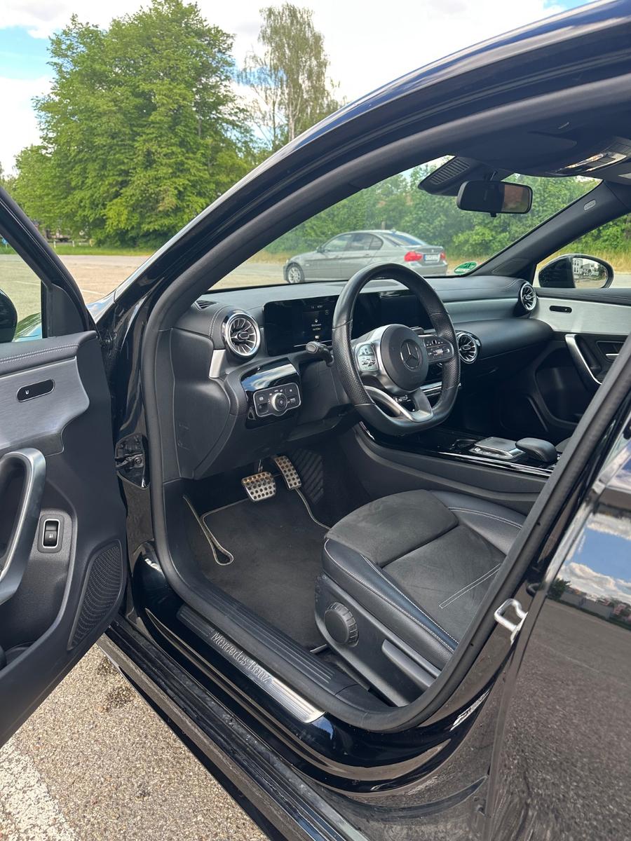 Mercedes-Benz A 250 e DCT Progressive