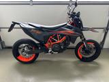 KTM 690 SMC R - KTM SM R