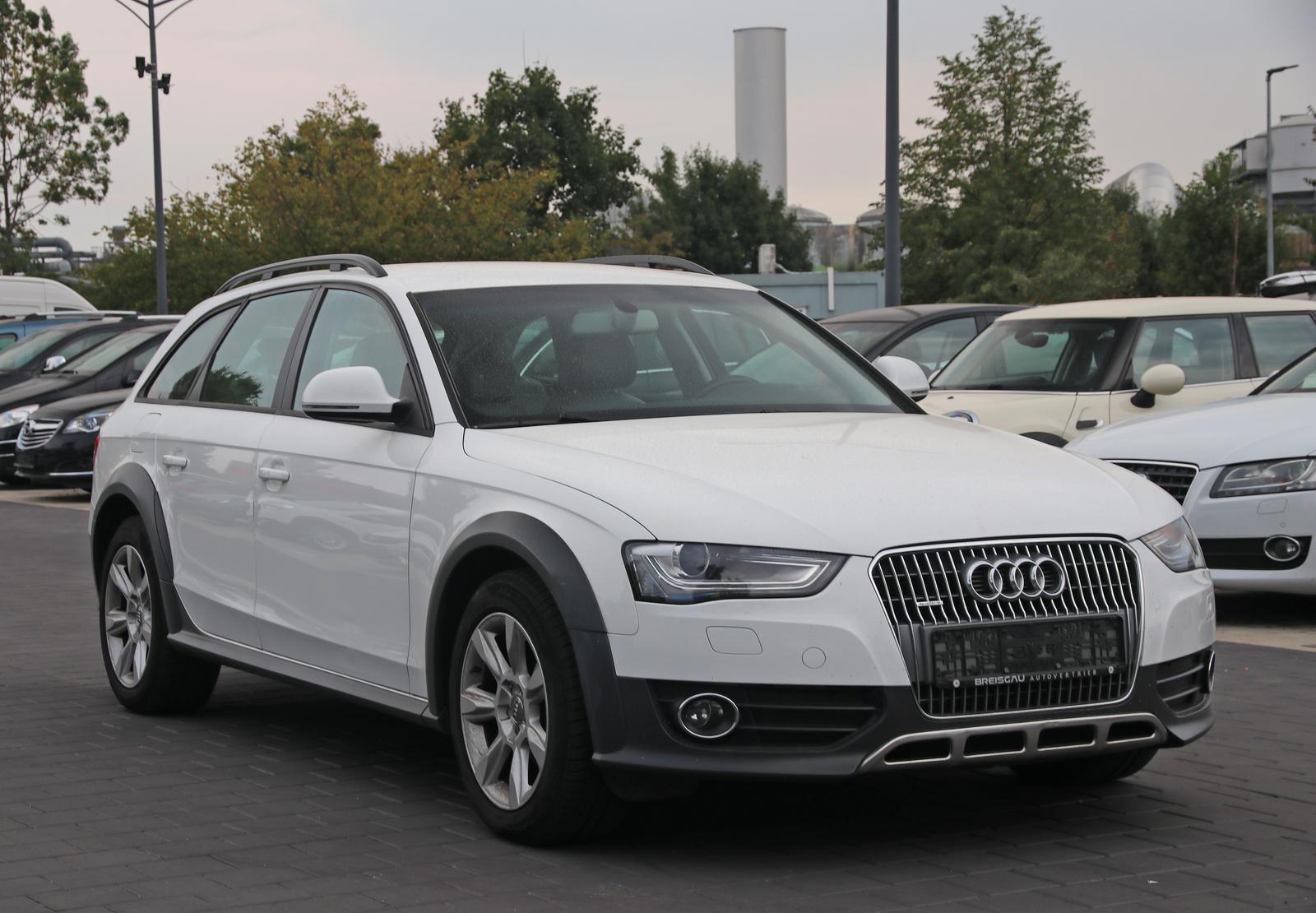 AUDI A4 ALLROAD  TDI 2.0 TDI  | 4X4 | BVA | VOLANT EN CUIR