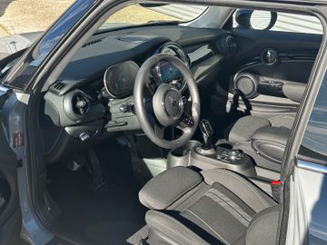 MINI Cooper SE - 8
