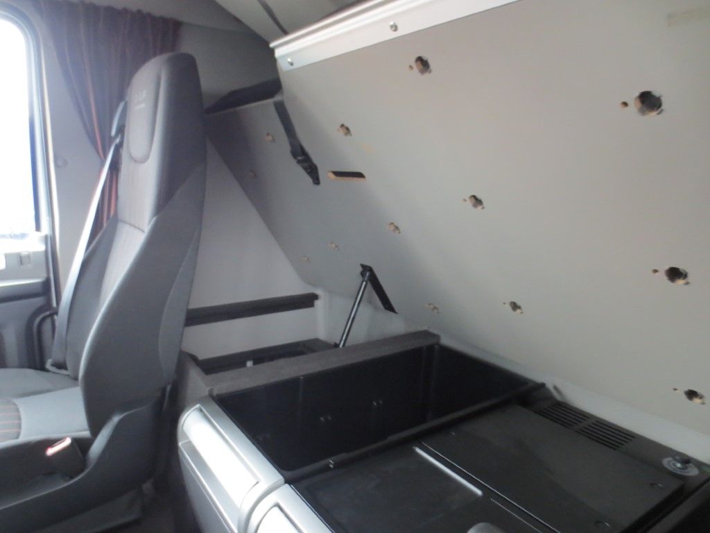 Fahrzeugabbildung DAF FT XF 480 SC