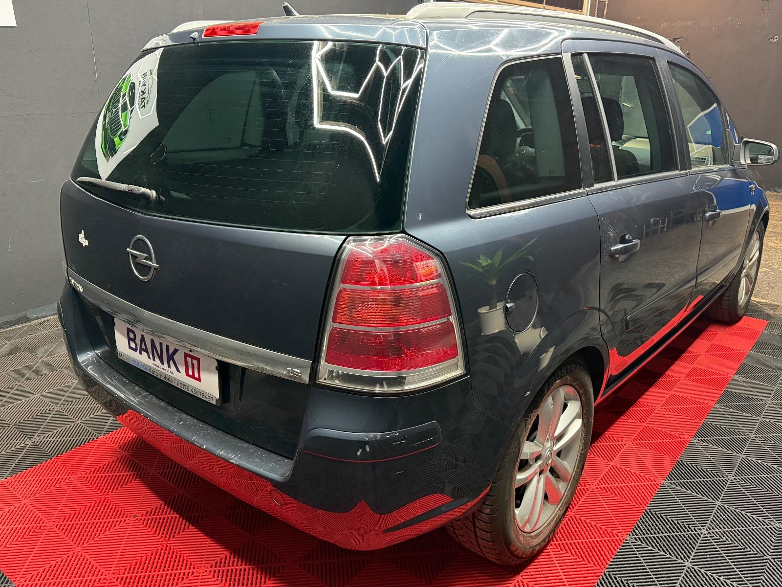 Opel Zafira 2006 — engine 1.796 cm³, 140 HP (103kW)