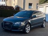 Audi A3 2.0 125kW quattro Sportback; Pano, AHK, Bose - Audi aus 2008 mit Diesel-Antrieb: Limousine, 2.0