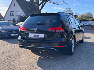 Volkswagen Golf - 3