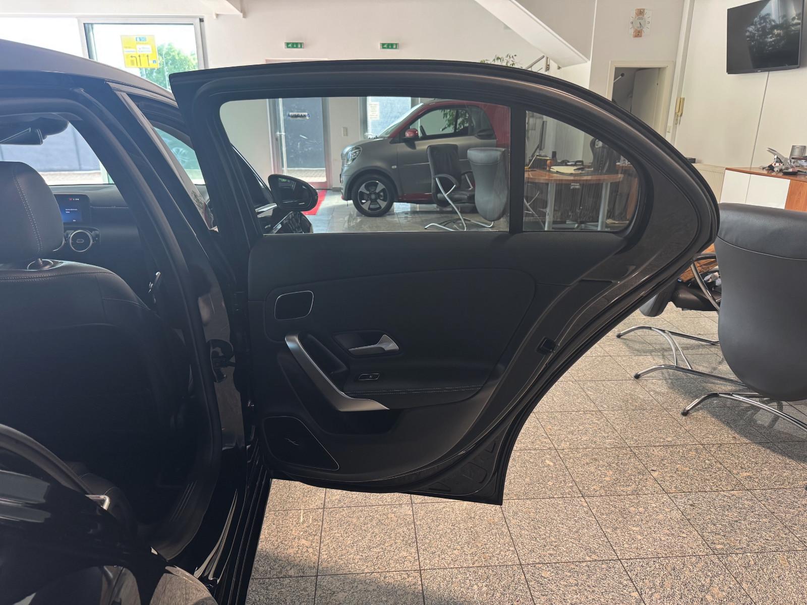 Mercedes-Benz A 250 e DCT*Progressive | NIGHT | LrHz | Kamera