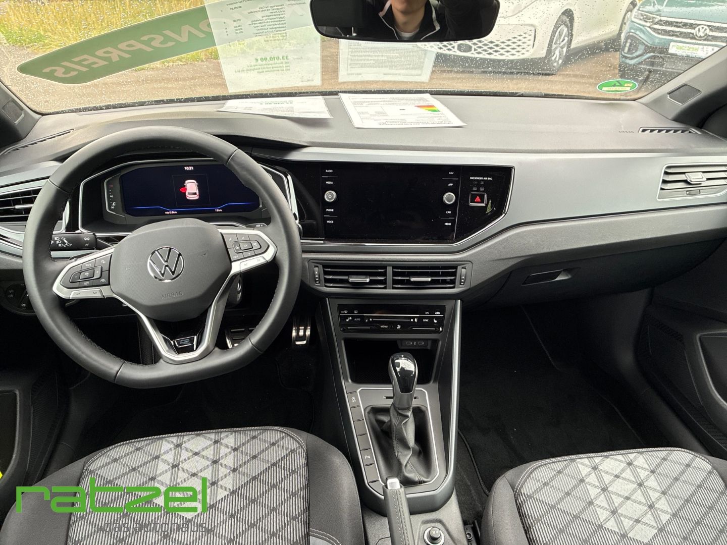 Fahrzeugabbildung Volkswagen Polo R-Line 1.0 TSI DSG IQ.Drive+ACC+LED+PDC