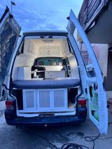 Volkswagen T4-Hochdach mit Wohnmobilzulassung