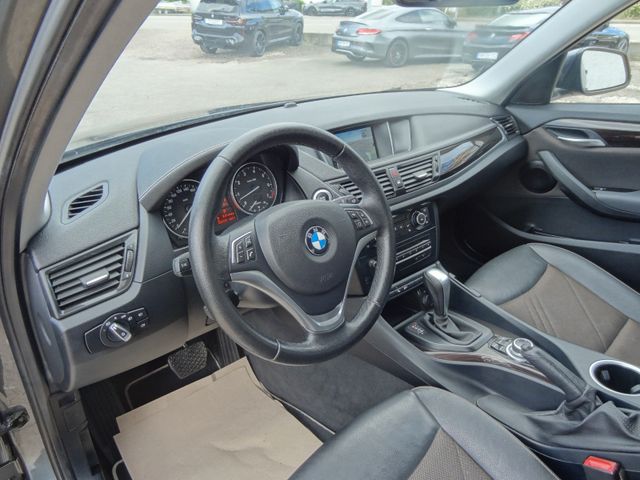 Fahrzeugabbildung BMW X1 18 i sDrive/Navi/PDC/Automatik/2.Hd/Top-Zusta