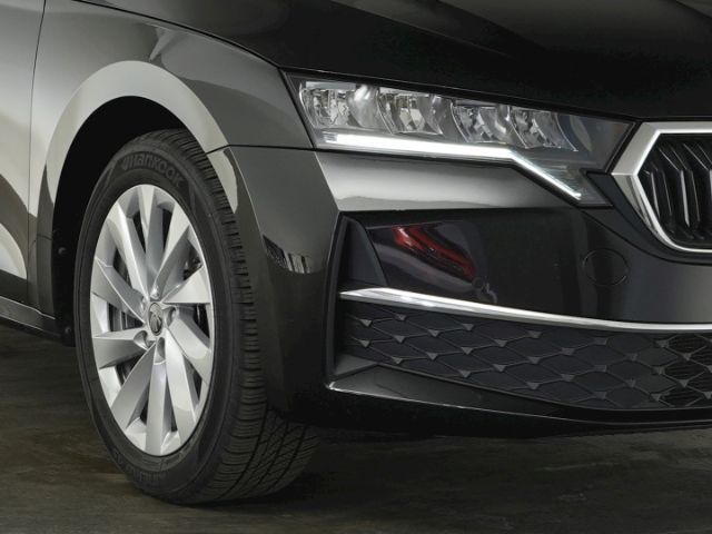 Octavia COMBI SELECTION TDI DSG+AHK+NAVI+RÜCKFAH