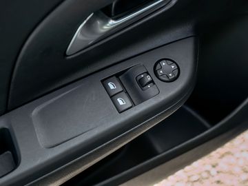 Opel Corsa e F Selection CarPlay Spurhalteassi. DAB