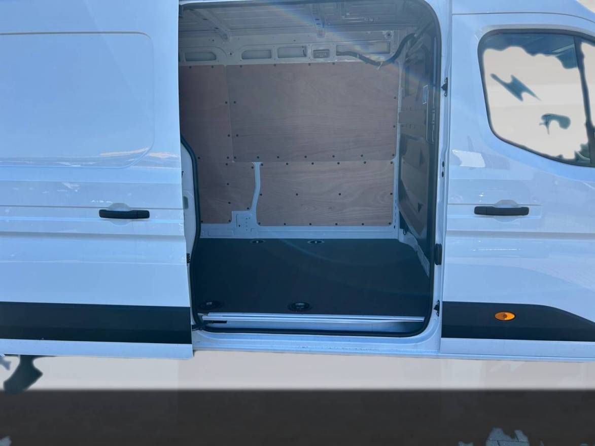 Fahrzeugabbildung Renault Master Kastenwagen FWD Kasten advance L3H2 3,5t
