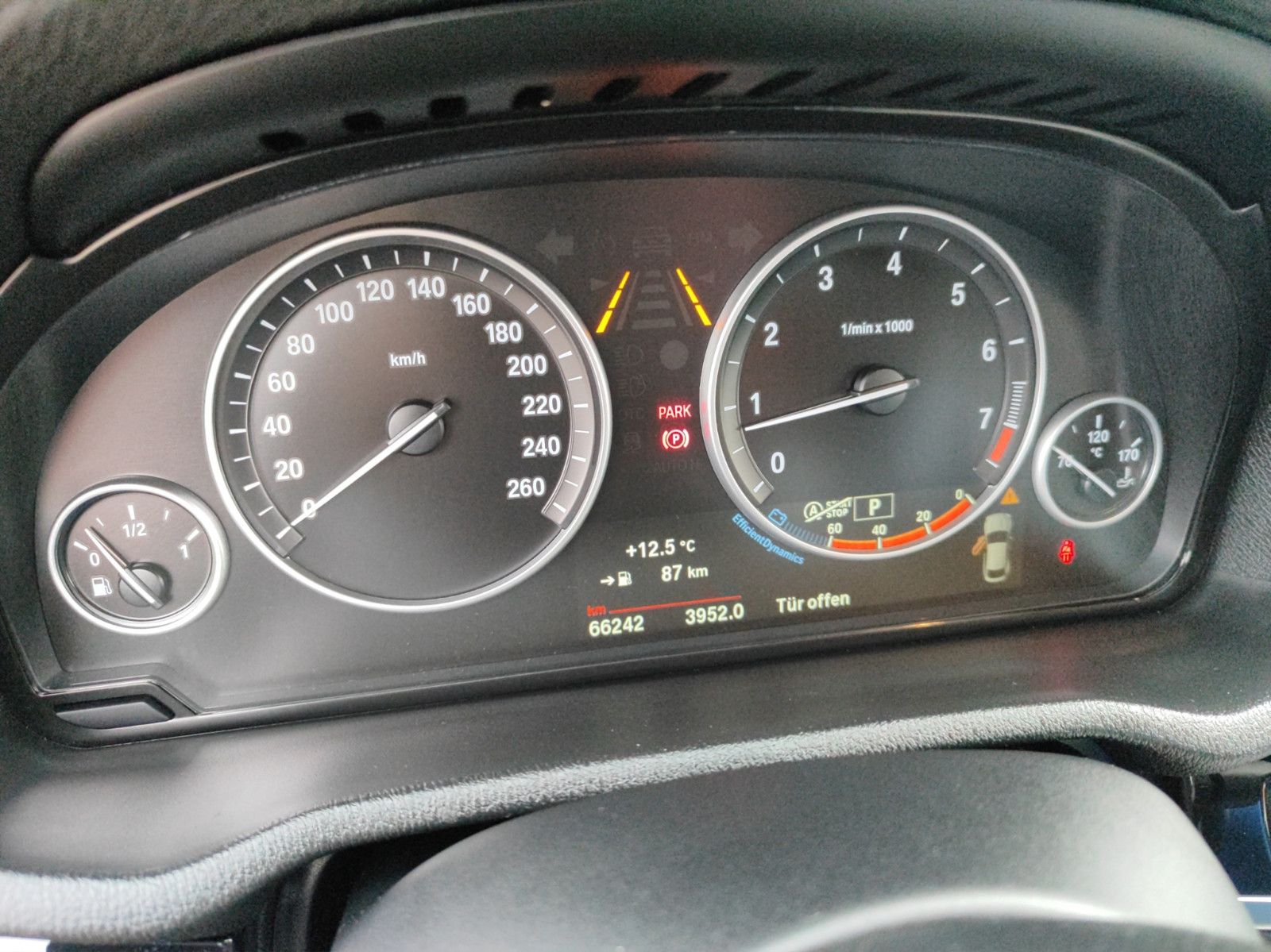 Fahrzeugabbildung BMW X4 xDrive 28 i Advantage*Automatik*Allrad*Navi*