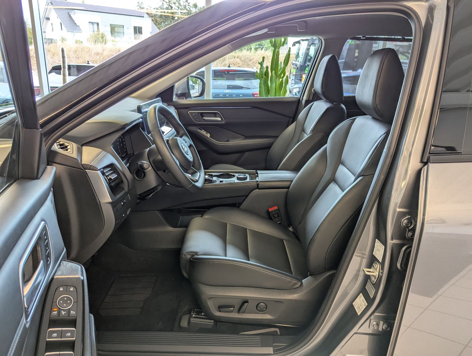 Fahrzeugabbildung Nissan X-Trail 1.5 e-Power e-4 Tekna Bose HUD LED+ 20"
