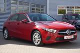 Mercedes-Benz A200 Progressive LED Navi Schiebedach Teilleder - Mercedes-Benz A 200 mit Benzin-Antrieb