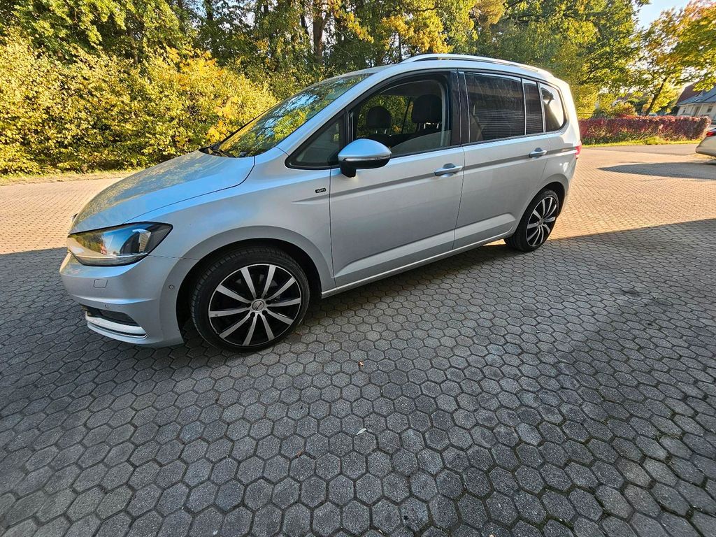 Image of Volkswagen Touran