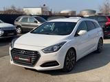 Hyundai i40 cw blue Premium Voll Ausstattung Automatik - Hyundai i40 aus 2016