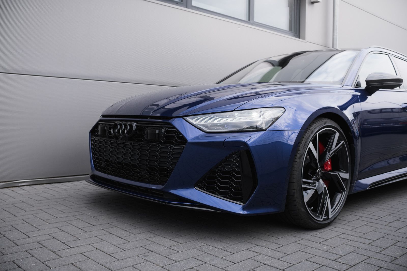 Fahrzeugabbildung Audi RS6 Avant-Sonderfarbe-Keramik-Bang&Olufsen